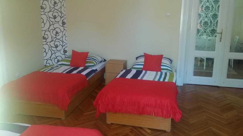 Horvath Apartmanhaz Kaposvar Luaran gambar